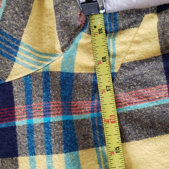 DEMIX flannel button down shirt Size M - Picture 3 of 6